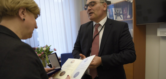 Polsko-azerscy bohaterowie upamiętnieni na wspólnym medalu