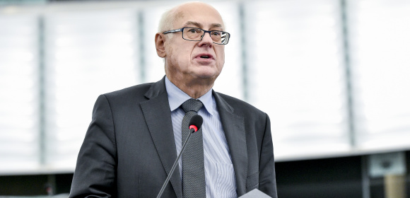 Prof. Zdzisław Krasnodębski: bezpieczeństwo cybernetyczne domostw prywatnych jest istotne dla bezpieczeństwa strategicznego państwa