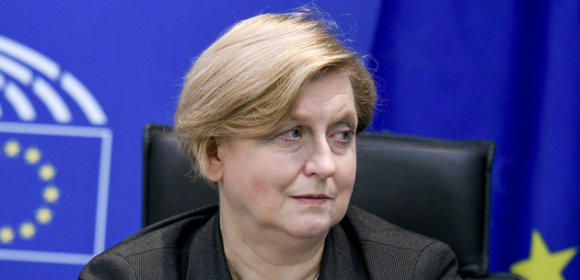Anna Fotyga: Jesteśmy zobowiązani do zaangażowania i podjęcia działań zamiast słać kolejne uśmiechy do mułłów