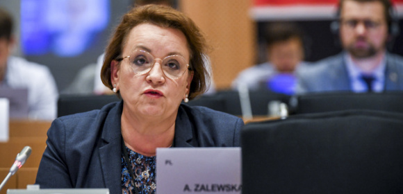 Anna Zalewska na temat ekstremalnych zjawisk pogodowych i ich skutków