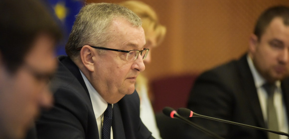 Andrzej Adamczyk w Parlamencie Europejskim: wciąż jest szansa na złagodzenie przepisów Pakietu Mobilności 