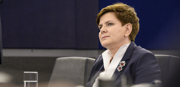 Beata Szydło pyta KE o dyskryminację samorządów broniących praw rodzin