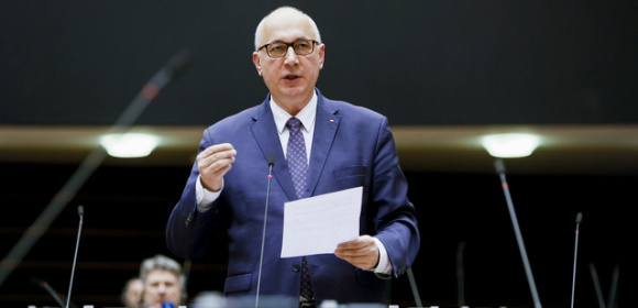 Joachim Brudziński: Paszporty, obywatelstwa i wizy nie mogą być towarem