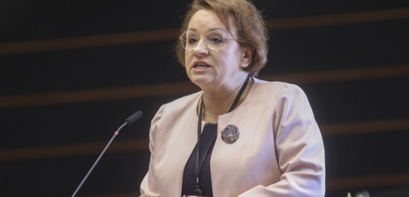Anna Zalewska pyta Komisję o zakup dodatkowych szczepionek przez Berlin