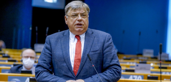 Kosma Złotowski: Sytuacja na granicy Niemiec z Czechami i Austrią to zagrożenie dla ciągłości łańcuchów dostaw i swobodnego przepływu towarów w całej Europie