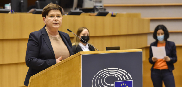 Beata Szydło o przeciwdziałaniu gospodarczym skutkom pandemii COVID-19