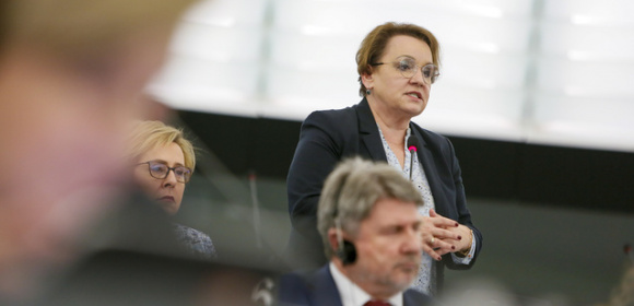 Anna Zalewska nt. dyrektywy w sprawie jakości powietrza