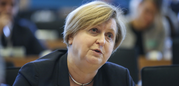 Anna Fotyga: Nikt już nie uwierzy w kreację Łukaszenki jako ojca narodu