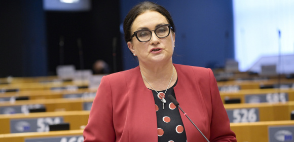 Izabela Kloc o instrumencie „Łącząc Europę”