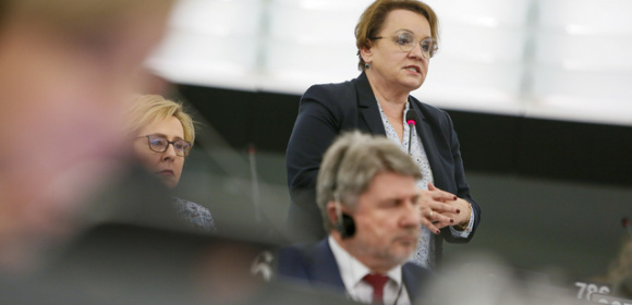 Anna Zalewska nt. ochrony środowiska – rozporządzenia w sprawie konwencji z Aarhus