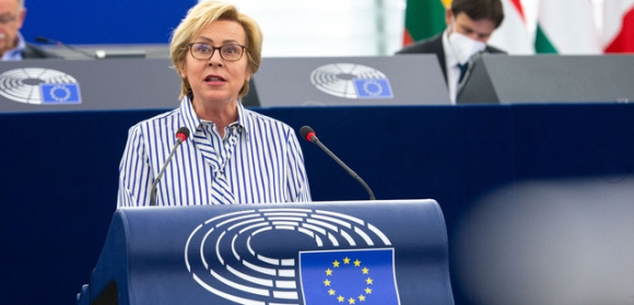 Jadwiga Wiśniewska: Potrzeba ochrony przed przemocą to zbyt poważne wyzwanie, by pod jego pretekstem narzucać ideologię