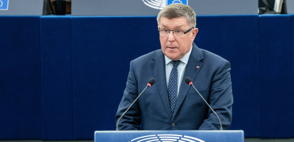Komisja AGRI przyjmuje opinię Zbigniewa Kuźmiuka nt. CBAM