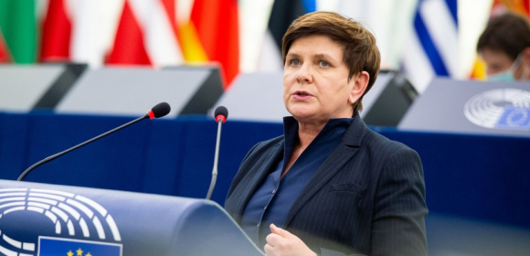 Beata Szydło: Gazprom to dla Rosji broń równie ważna jak bomby i rakiety spadające na Ukrainę
