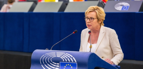 Jadwiga Wiśniewska o środkach na pomoc uchodźcom z Ukrainy