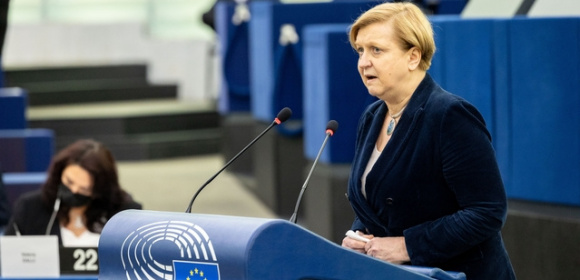 Anna Fotyga o relacjach UE z Chinami