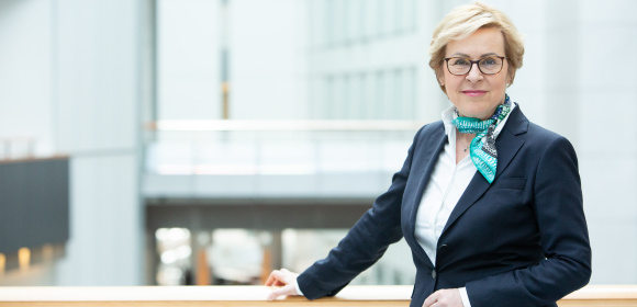 Jadwiga Wiśniewska: Z politycznych zarzutów dotyczących wymiaru sprawiedliwości chcecie uczynić instrument blokowania środków, które mają służyć wszystkim Polakom