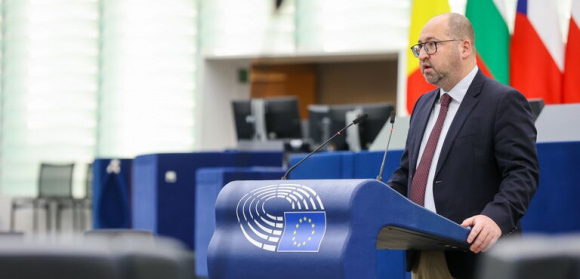 Adam Bielan: Należy przyspieszyć proces rozszerzenia UE