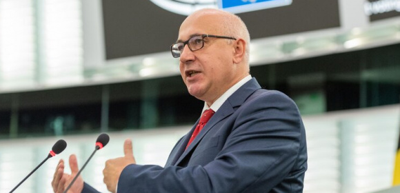 Joachim Brudziński: Afera korupcyjna w Parlamencie Europejskim pokazuje, że najciemniej jest pod latarnią