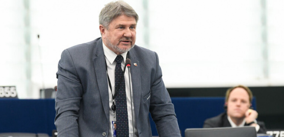 Bogdan Rzońca pyta KE, kiedy Polska otrzyma pieniądze z KPO