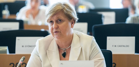 Anna Fotyga: Stoimy ramię w ramię ze społeczeństwem i władzami Mołdawii