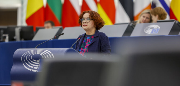 Elżbieta Kruk: Cyfrowe euro może przyczynić się do większej kontroli obywateli