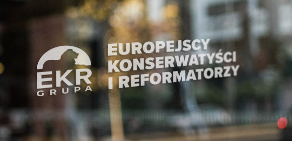 Parlament Europejski przyjmuje raporty Ryszarda Czarneckiego i Joachima Brudzińskiego