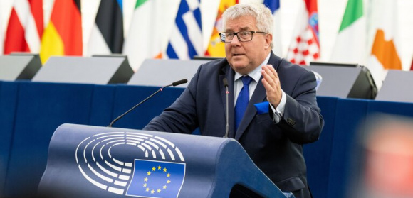 Ryszard Czarnecki o sytuacji w Mjanmie