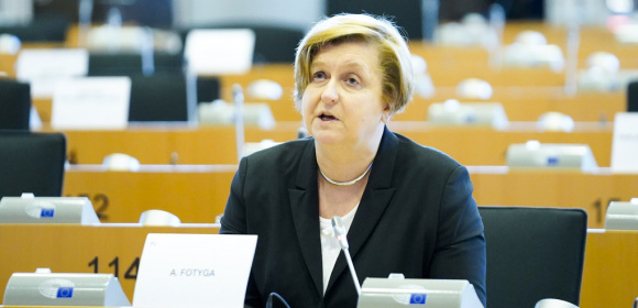 Anna Fotyga interweniuje ws. rosyjskiego szantażu zbożowego   