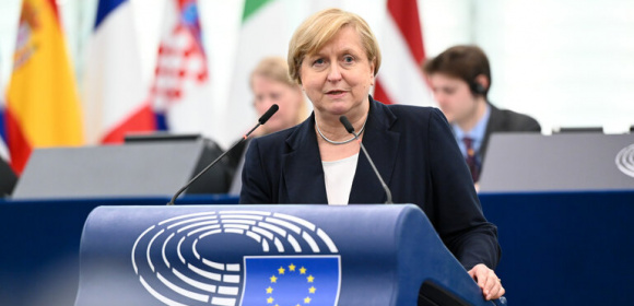 Anna Fotyga nt. ukrywania majątków rosyjskich oligarchów na Cyprze