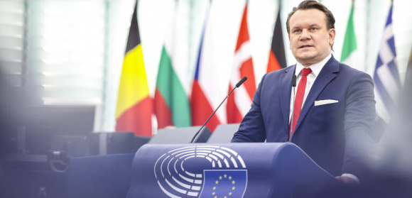 Dominik Tarczyński o debacie nt. stosowania oprogramowania Pegasus: 