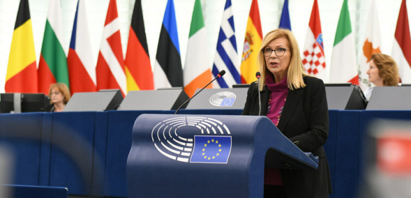 Małgorzata Gosiewska: „Europa powinna być solidarna ze wszystkimi narodami, które pragną lepszego losu, wolności i praworządności”