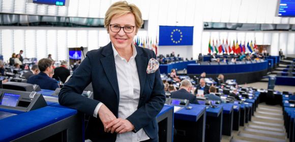 Jadwiga Wiśniewska domaga się wyjaśnień od KE w sprawie środków z Funduszu Spójności dla Polski