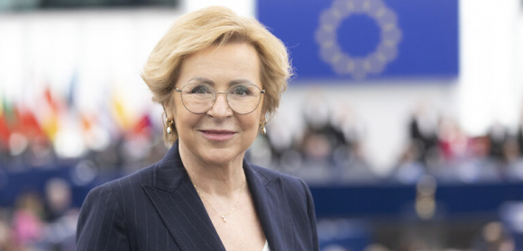 Jadwiga Wiśniewska pyta KE o planowaną rewolucję w polityce regionalnej