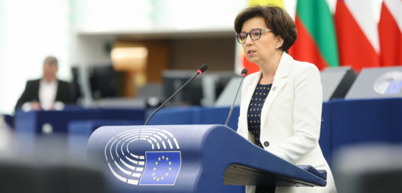 Marlena Maląg: „Tylko zintegrowane i zdecydowane działania oparte o jasne zasady pozwolą nam stworzyć bardziej sprawiedliwy i równy rynek pracy”
