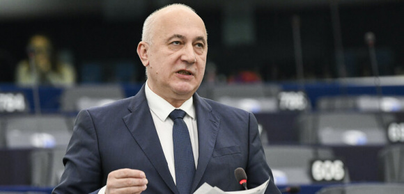Joachim Brudziński przedstawia sprawozdania z wykonania budżetu sześciu instytucji UE