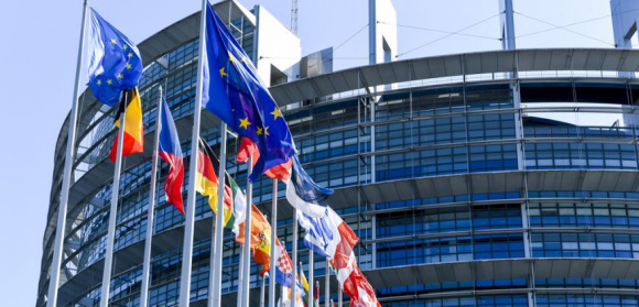 Eurodeputowani domagają się wyjaśnień od Komisji Europejskiej ws. zarzutów o ingerencję w wybory prezydenckie