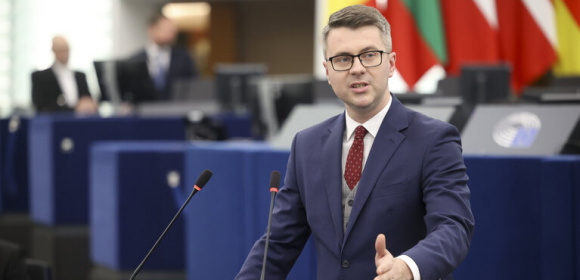 The European Parliament adopted Piotr Müller’s report on public procurement: “Instead of being a museum of bureaucracy, Europe can be a driving force for innovation.”