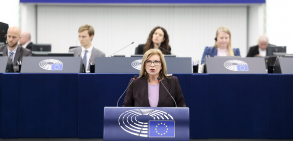 Małgorzata Gosiewska: „Promujmy zdrowy wzorzec rodziny i dofinansujmy medycynę w obszarze zdrowia psychicznego”