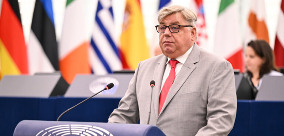 Kosma Złotowski: 