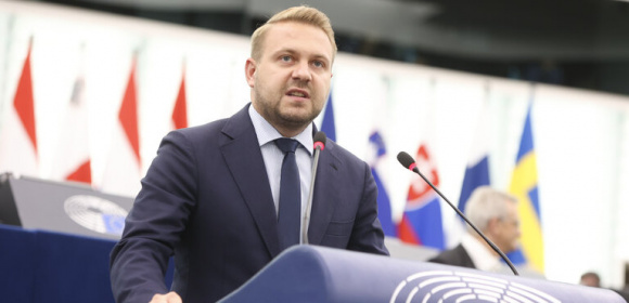 Europoseł Jacek Ozdoba wzywa do odwołania przewodniczącej podkomisji SEDE w Parlamencie Europejskim