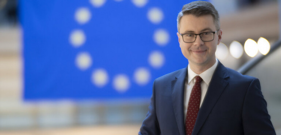 Piotr Müller: „Czas na prostsze regulacje i silniejszy europejski przemysł”